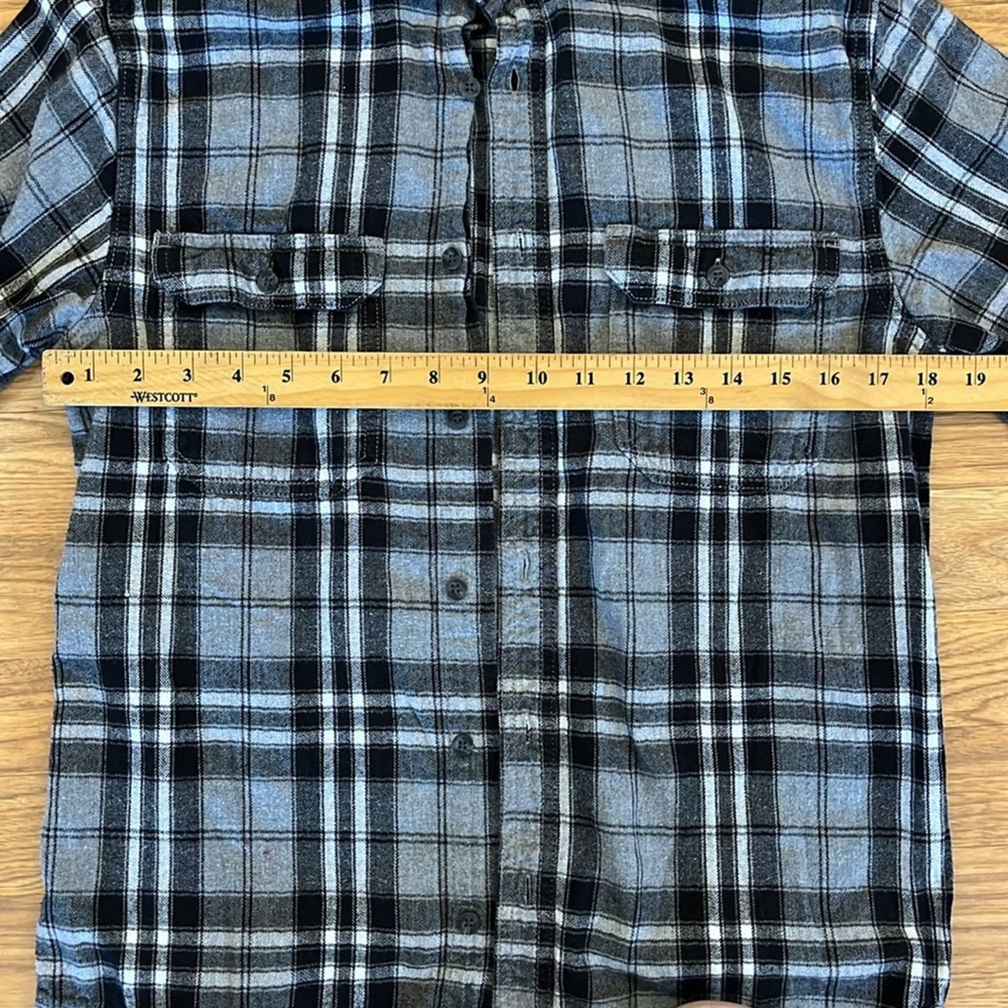 Notorious Big - B.I.G. Flannel Shirt upcycled unisex Size Small S