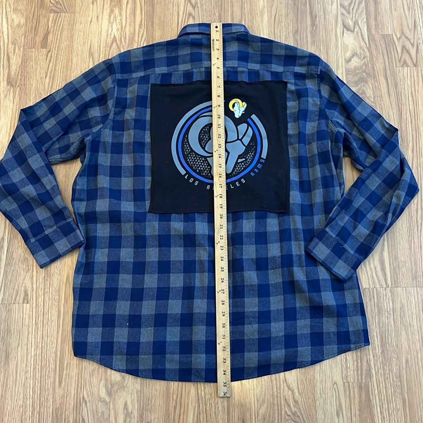 Los Angeles Rams NFL Flannel Shirt upcycled unisex size 3XL