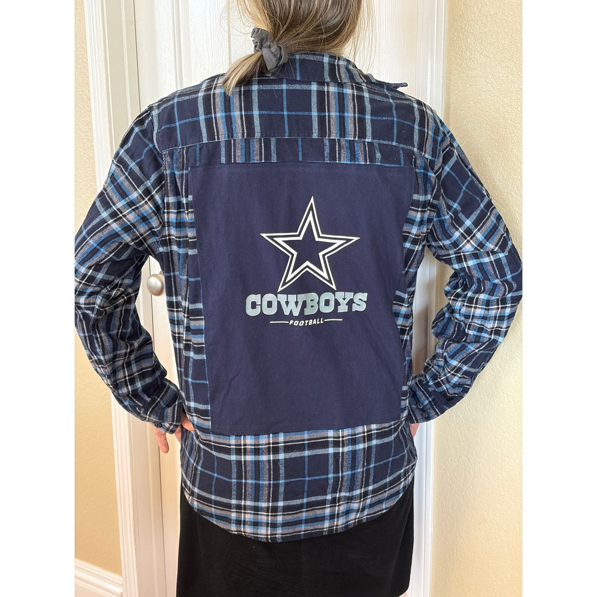 Dallas Cowboys NFL Football upcycled Flannel Size Unisex Large L