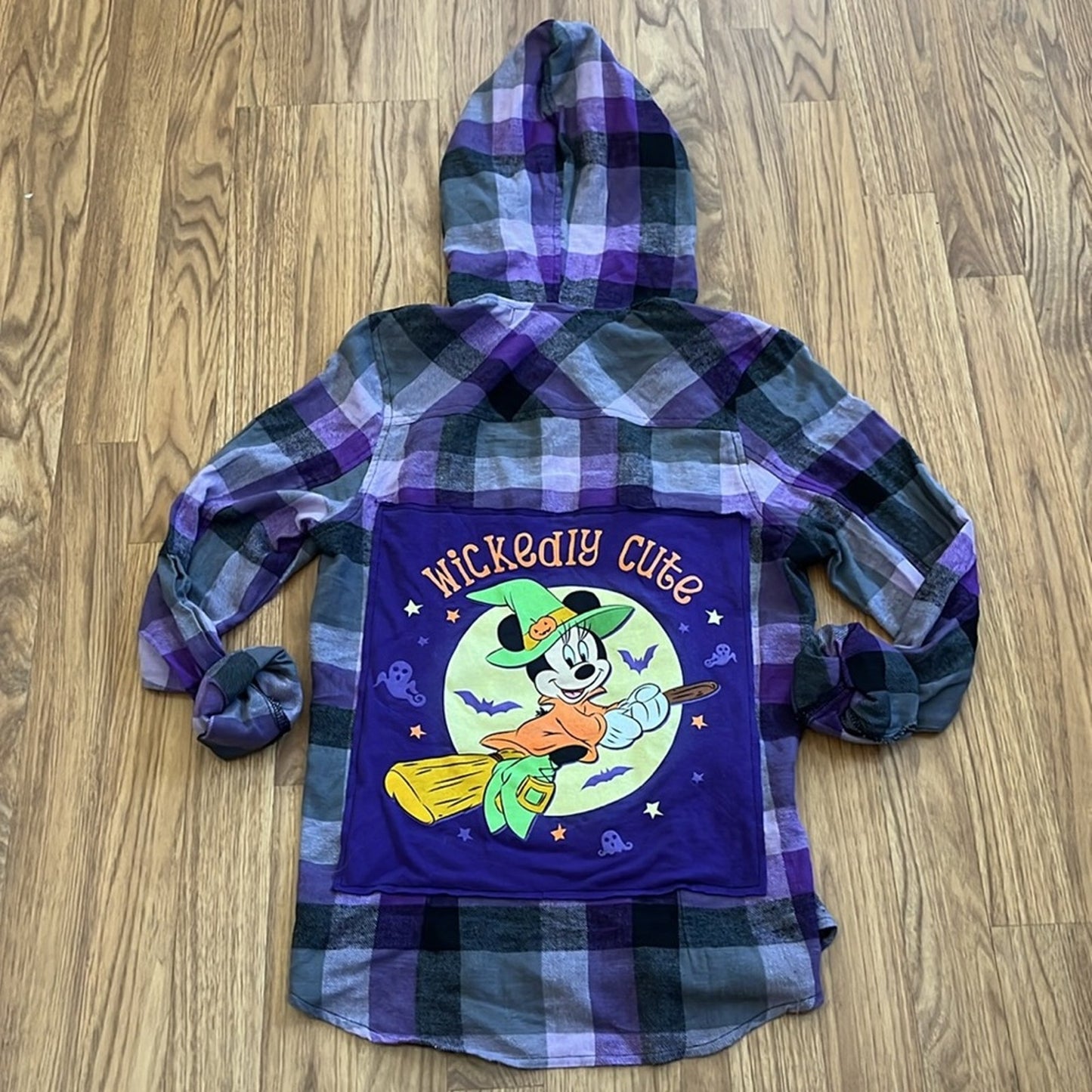 Halloween Mickey Mouse Flannel Shirt with Zipper size Large Kids/Junior