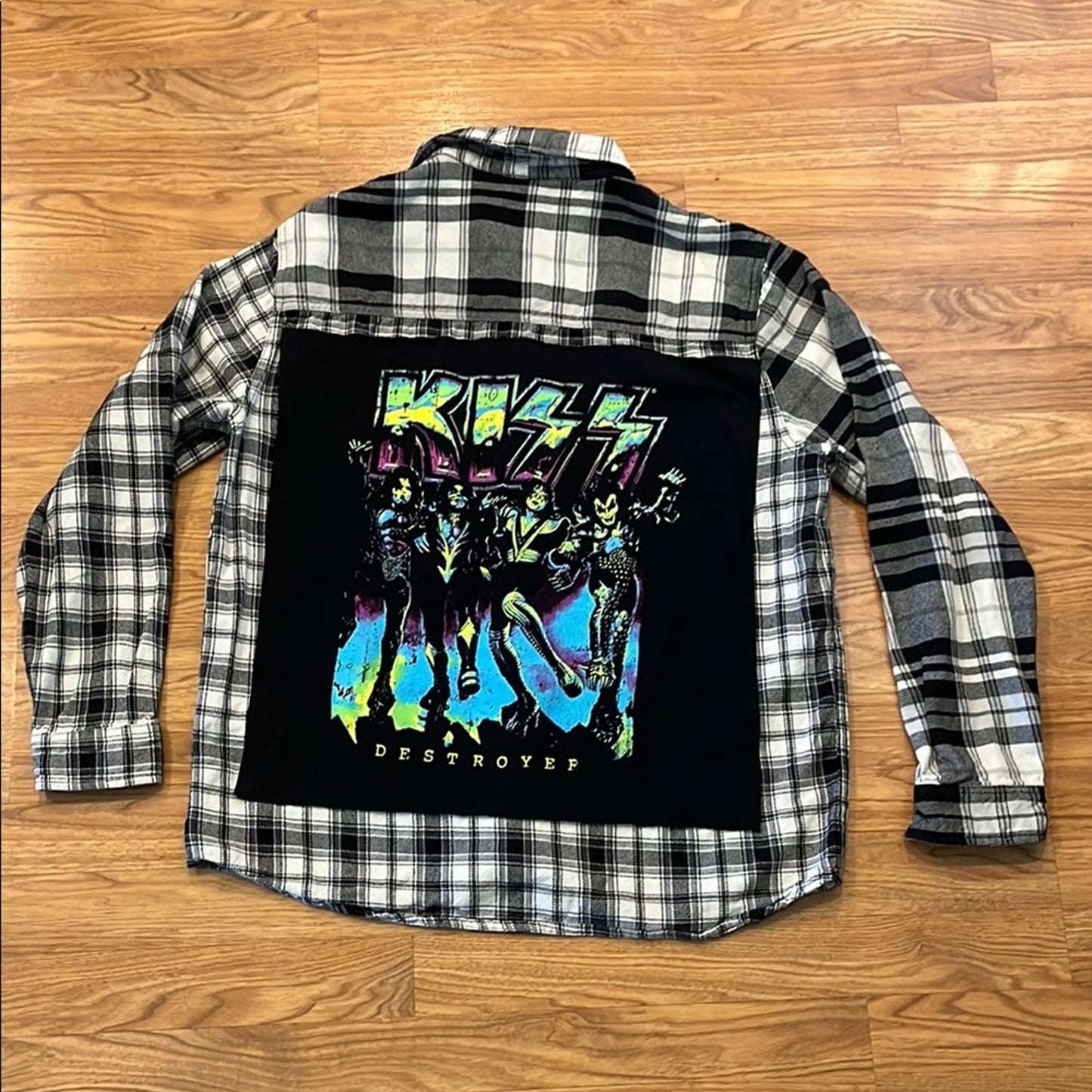 KISS Upcycled Flannel Shirt Unisex Size Medium M