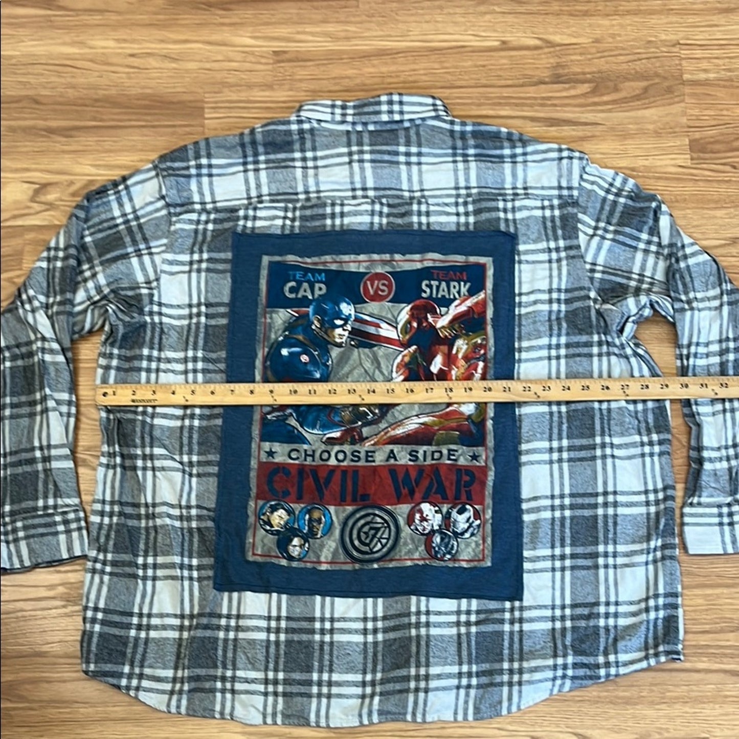 Marvel Civil War Upcycled Flannel Shirt unisex Size 4XL