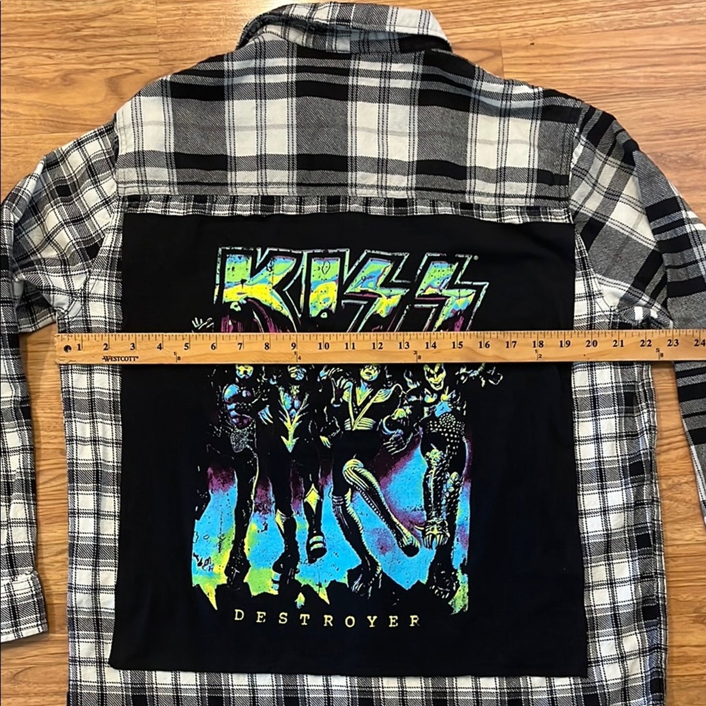 KISS Upcycled Flannel Shirt Unisex Size Medium M