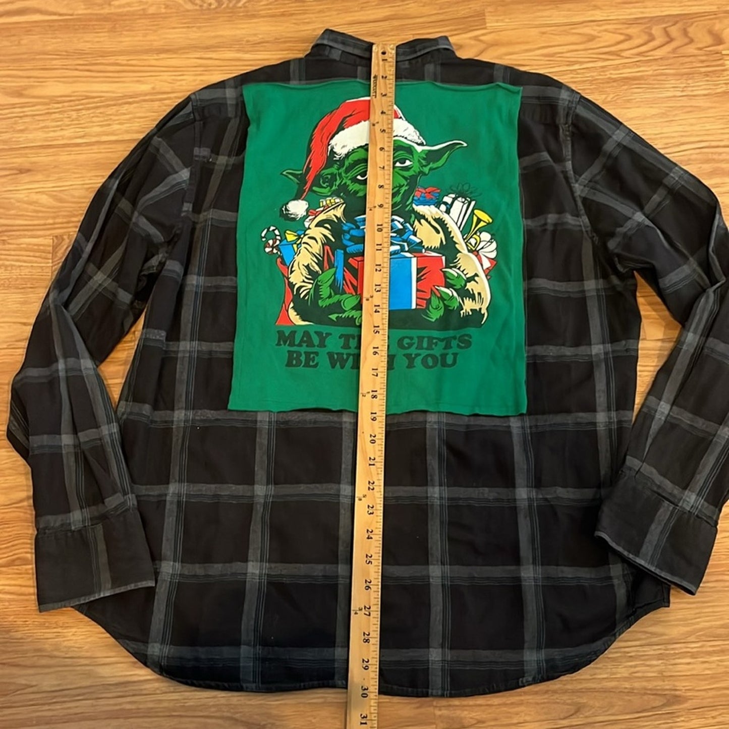 Star Wars Yoda Christmas Upcycled Flannel Shirt American Eagle Unisex XL X-large