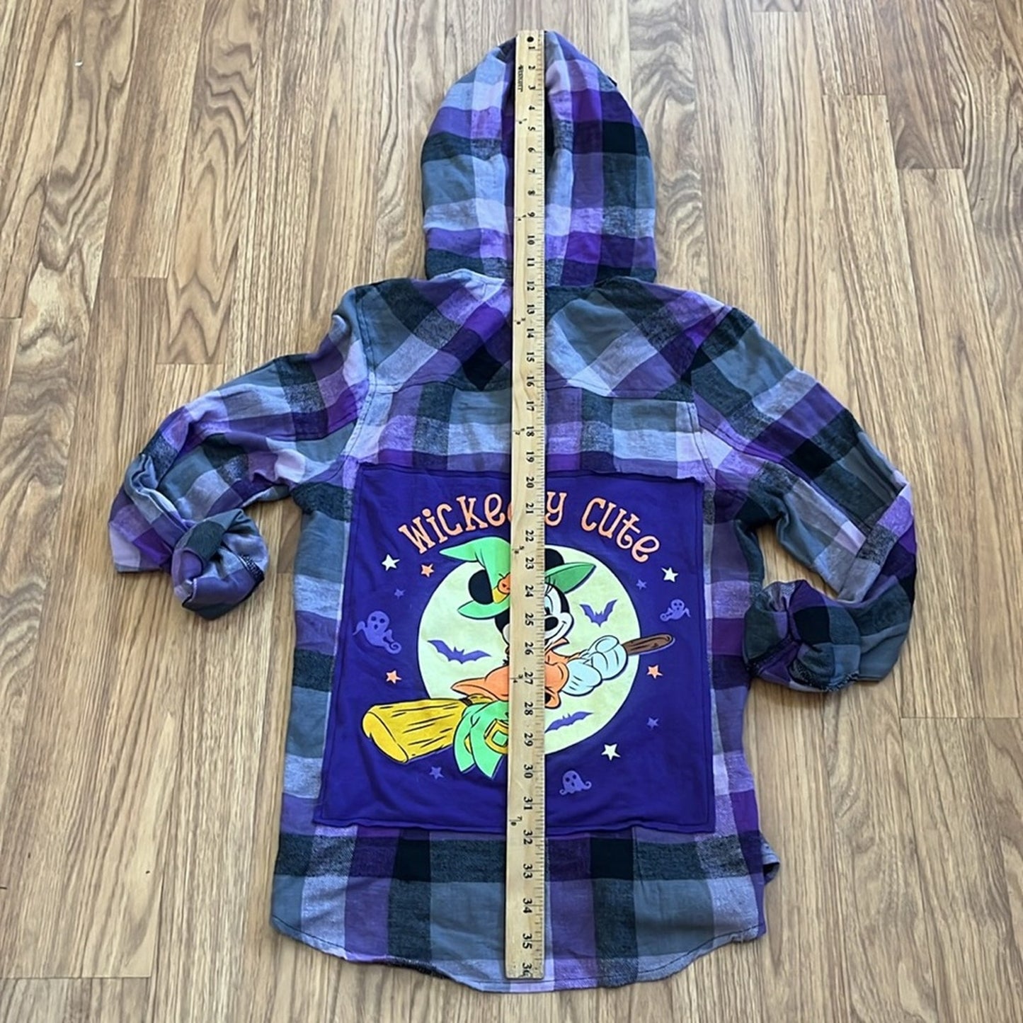 Halloween Mickey Mouse Flannel Shirt with Zipper size Large Kids/Junior