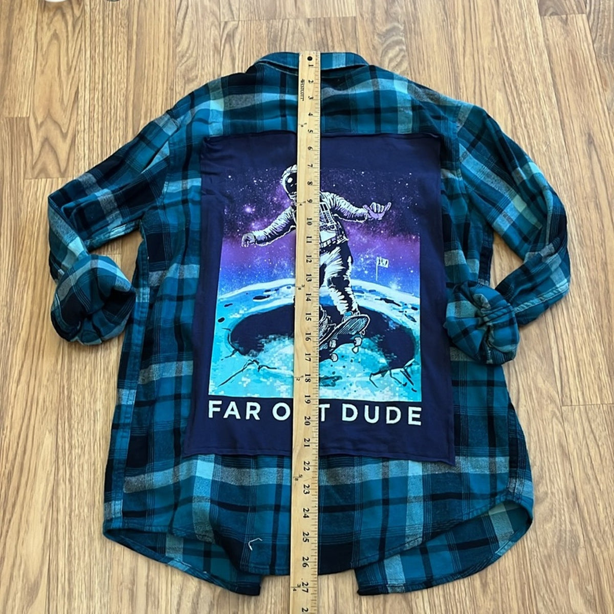 Skateboarder Space Far out Dude Flannel Shirt upcycled unisex XL