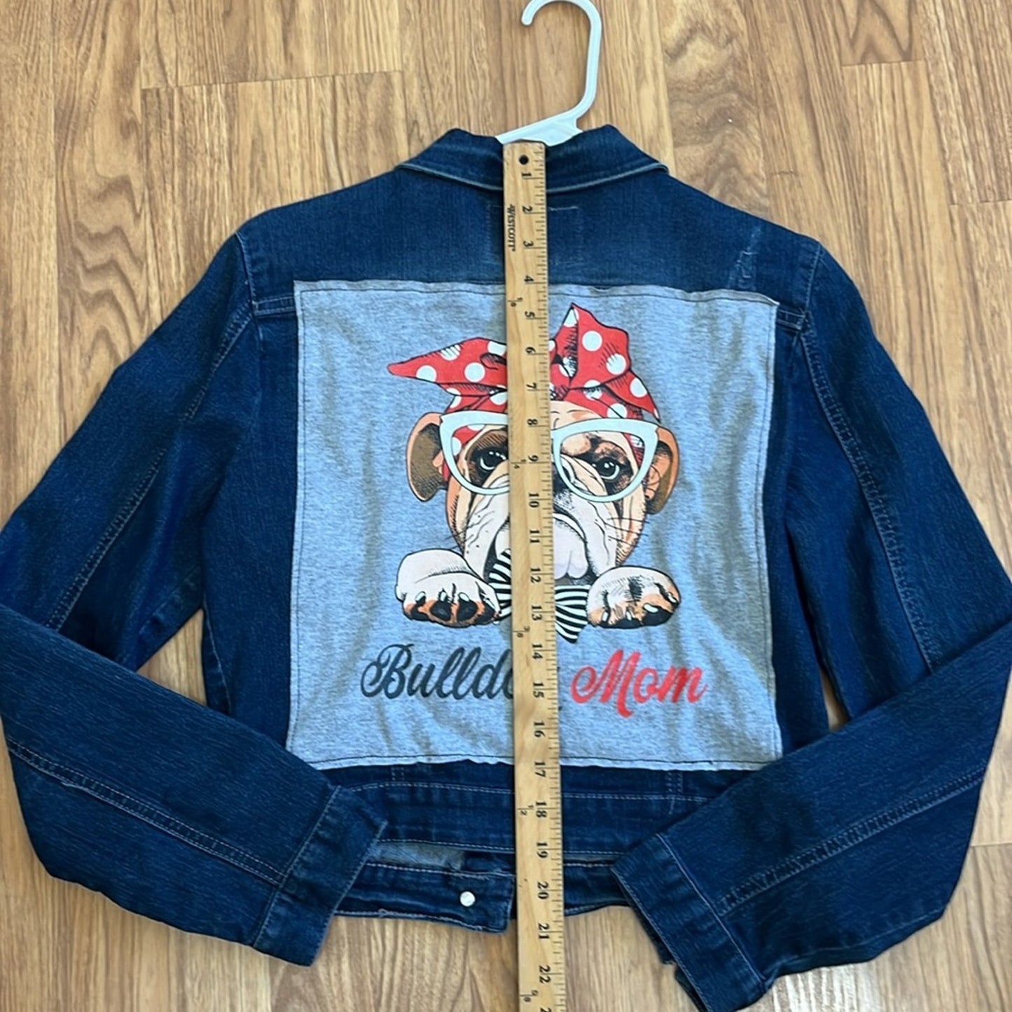 Bulldog Mom Jean Jacket size Medium M