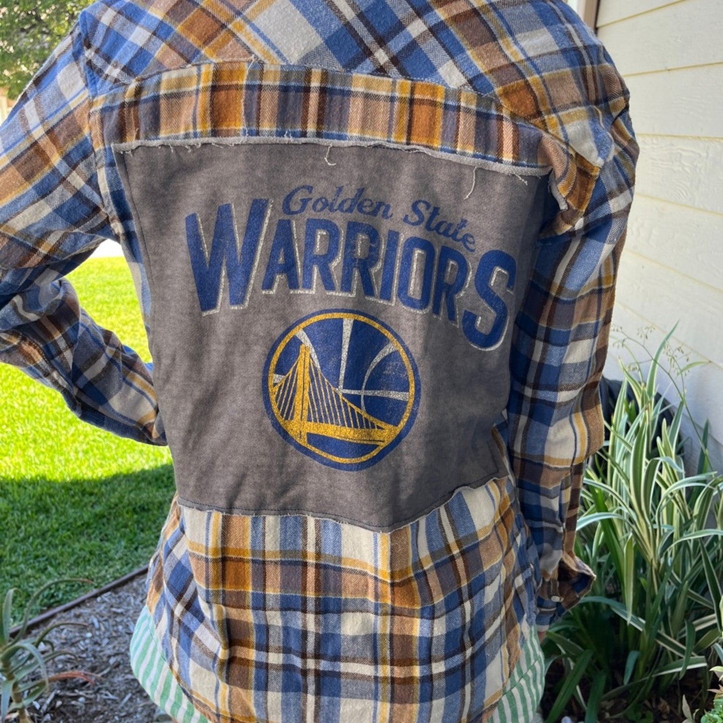 Golden State Warriors Flannel Shirt upcycled one of a kind size XS unisex