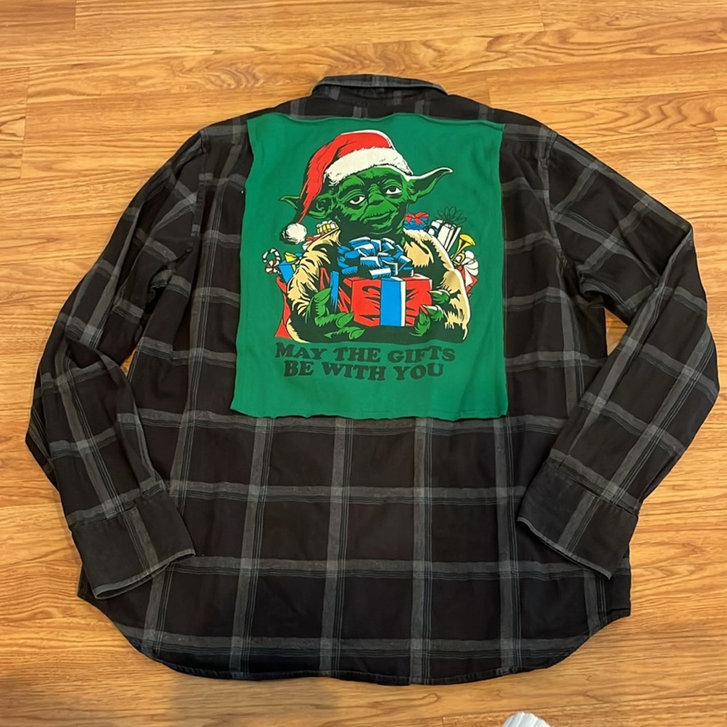 Star Wars Yoda Christmas Upcycled Flannel Shirt American Eagle Unisex XL X-large