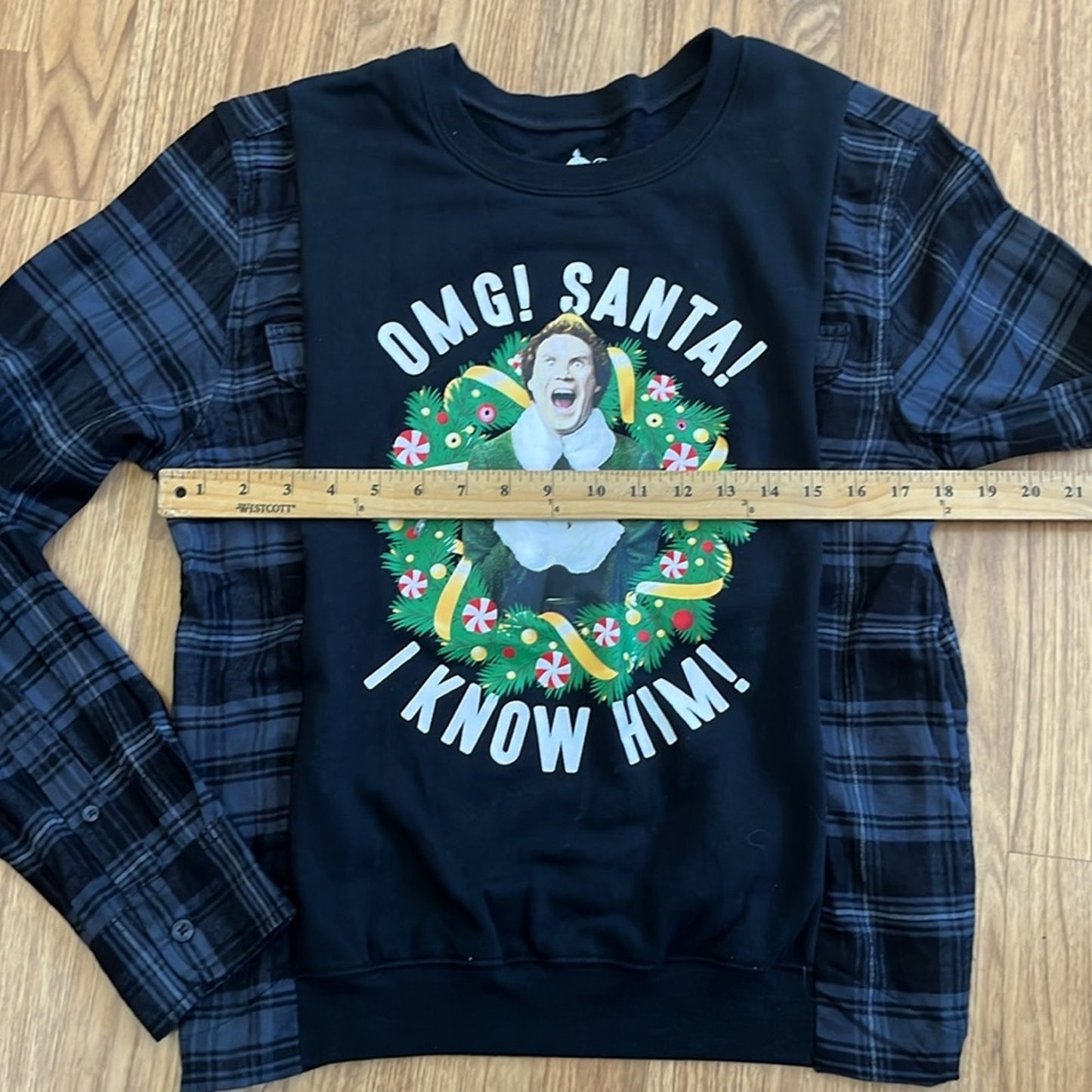 Elf OMG Stanta Christmas Flannel Shirt / Sweatshirt upcycled unisex Medium
