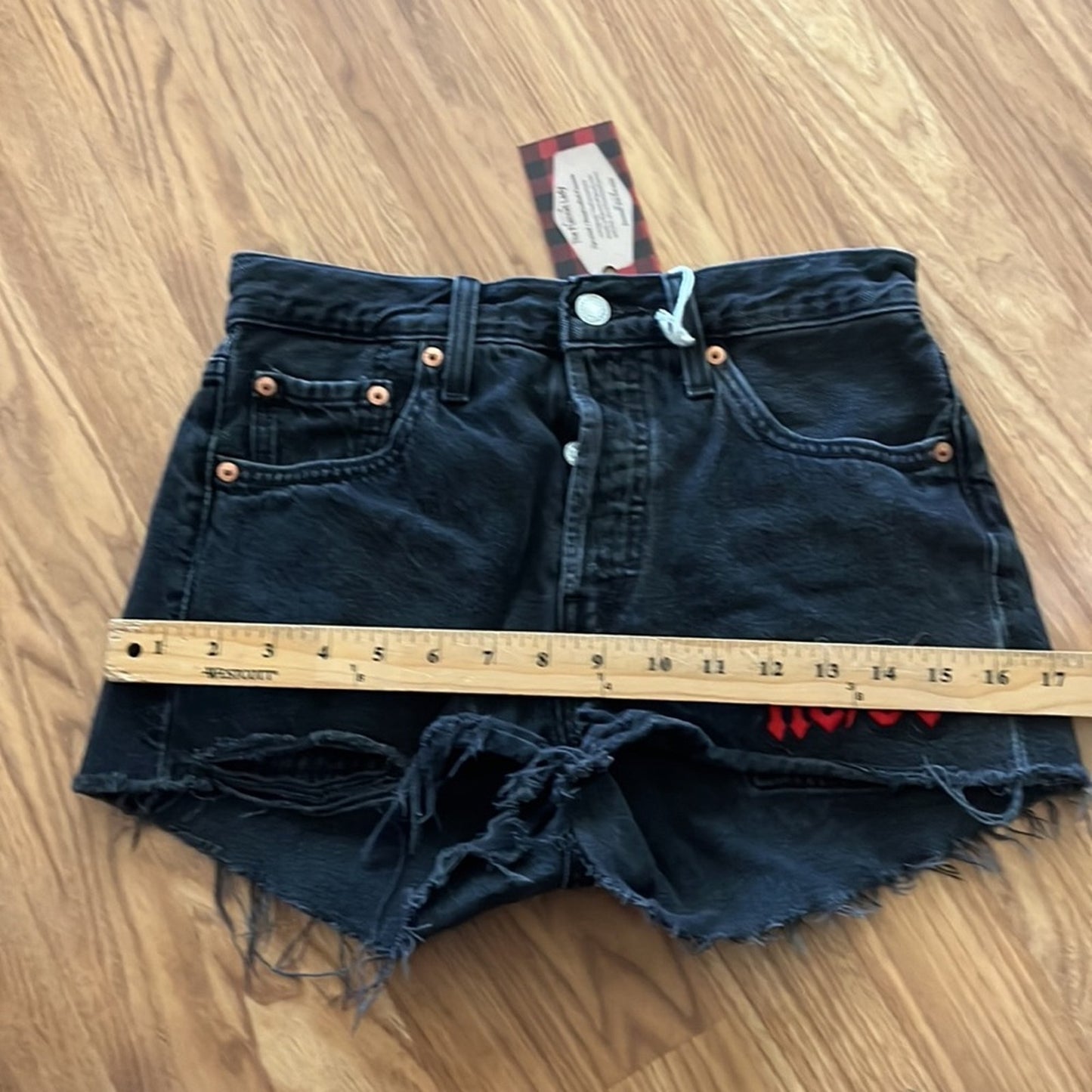 ACDC 501 Levi’s jean shorts Denim Shorts Size 25