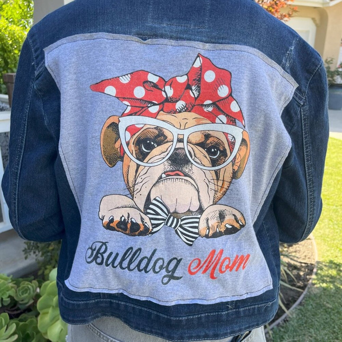 Bulldog Mom Jean Jacket size Medium M