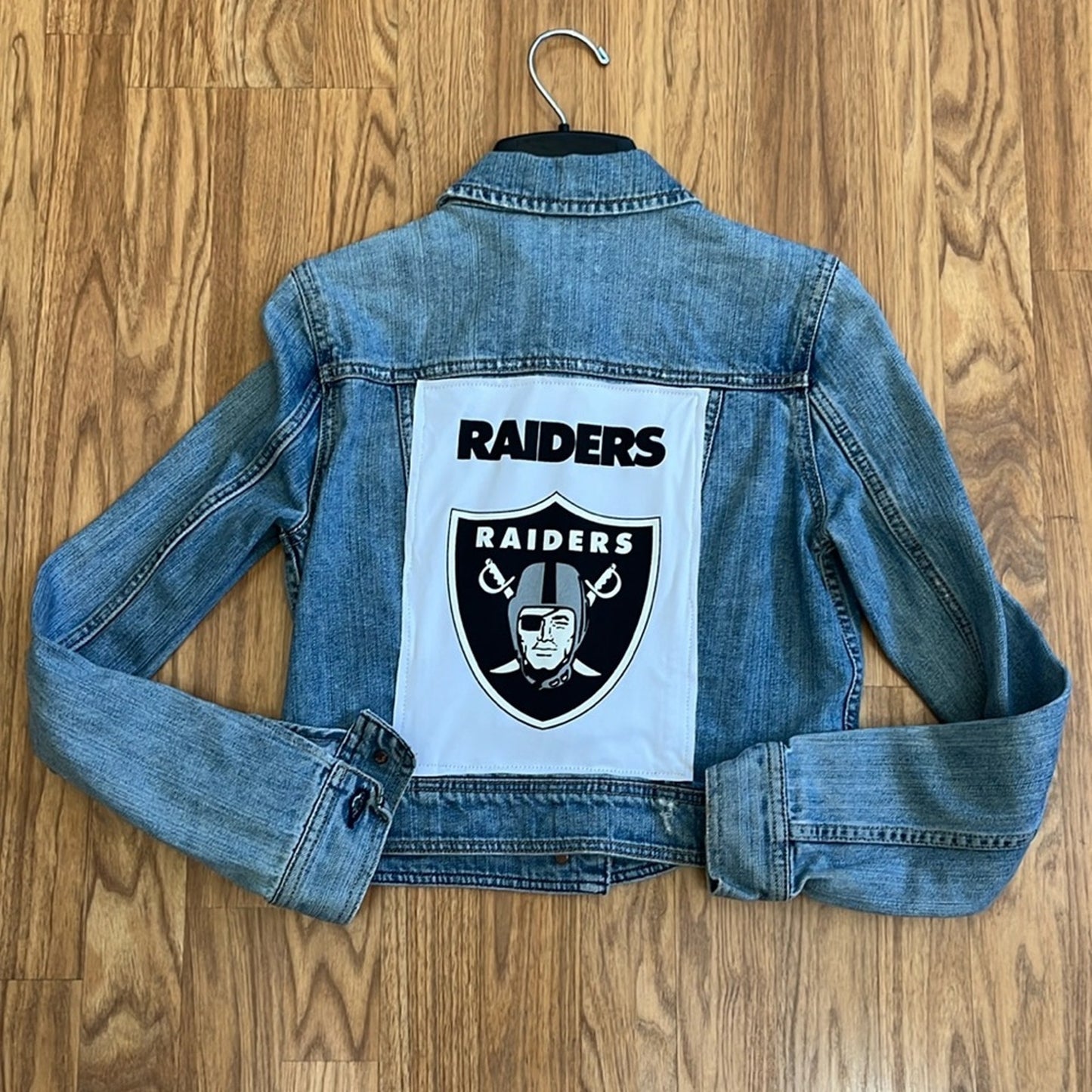 Las Vegas Raiders Jean Jacket womans size Small S