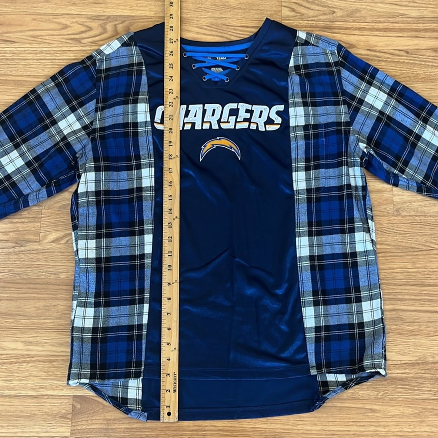 Los Angeles Chargers Football NFL Flannel Shirt Sweatshirt one Size