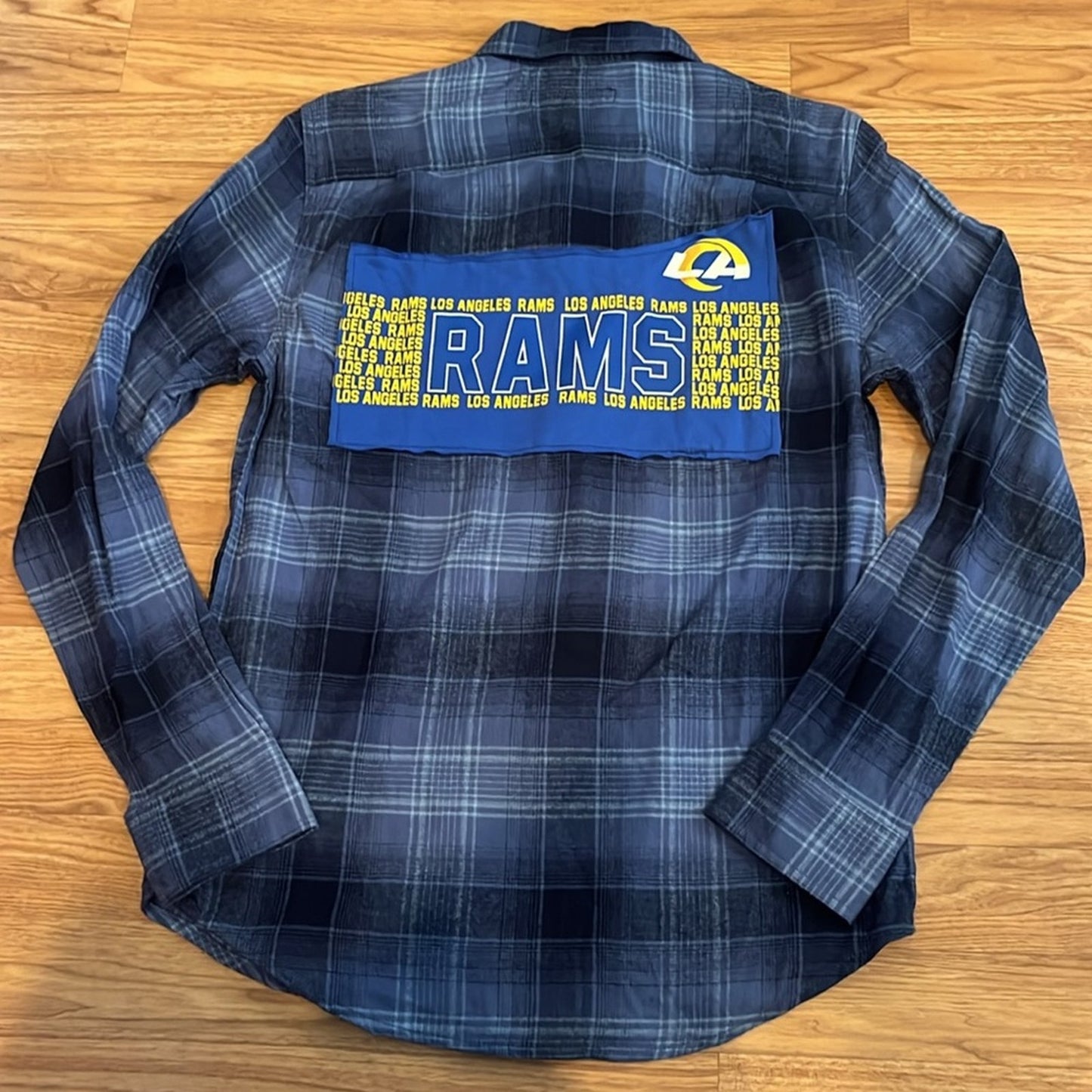 LA Rams NFL Upcycled Flannel Shirt Unisex Size Small S