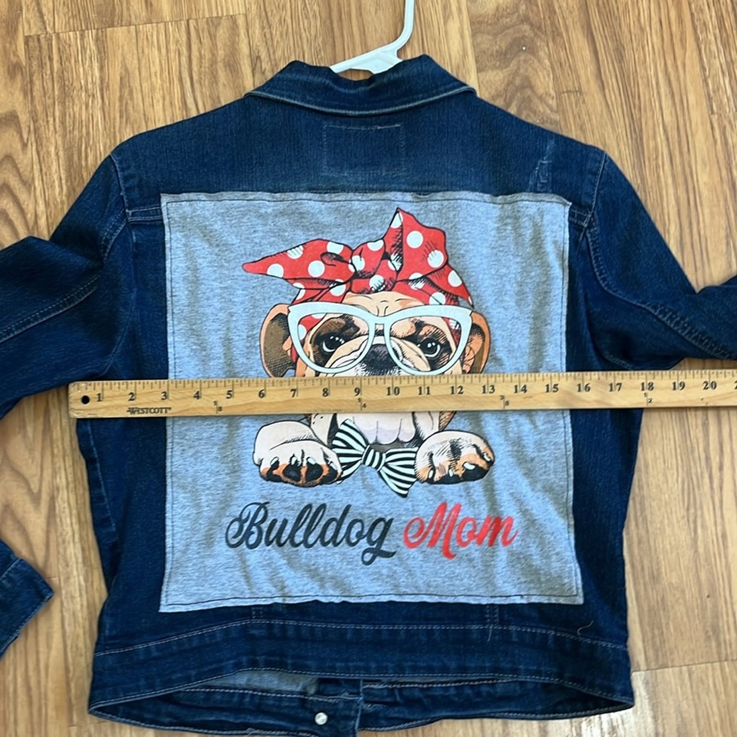 Bulldog Mom Jean Jacket size Medium M