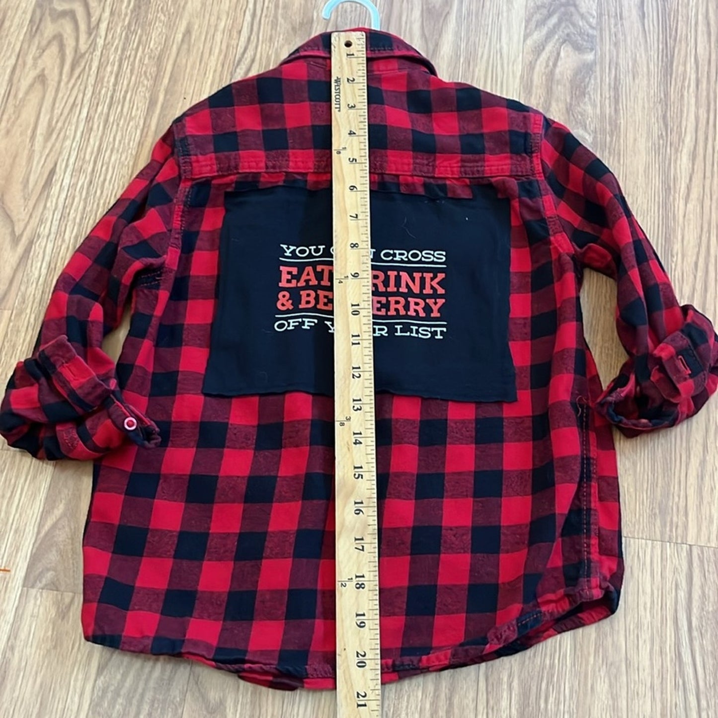 Eat, Drink & be Merry Christmas Flannel Shirt upcycled unisex Size Medium (8)