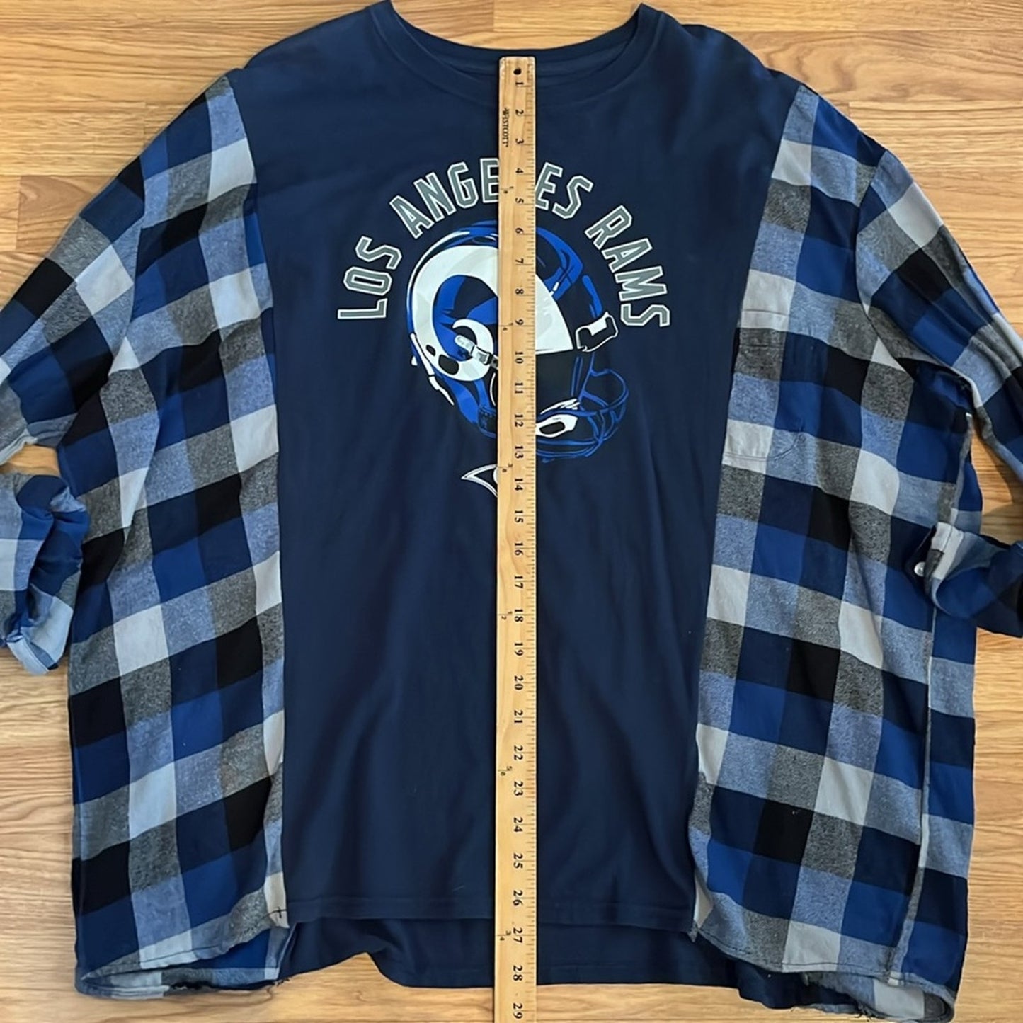 Los Angeles Rams LA Flannel Shirt / Sweatshirt upcycled unisex one size