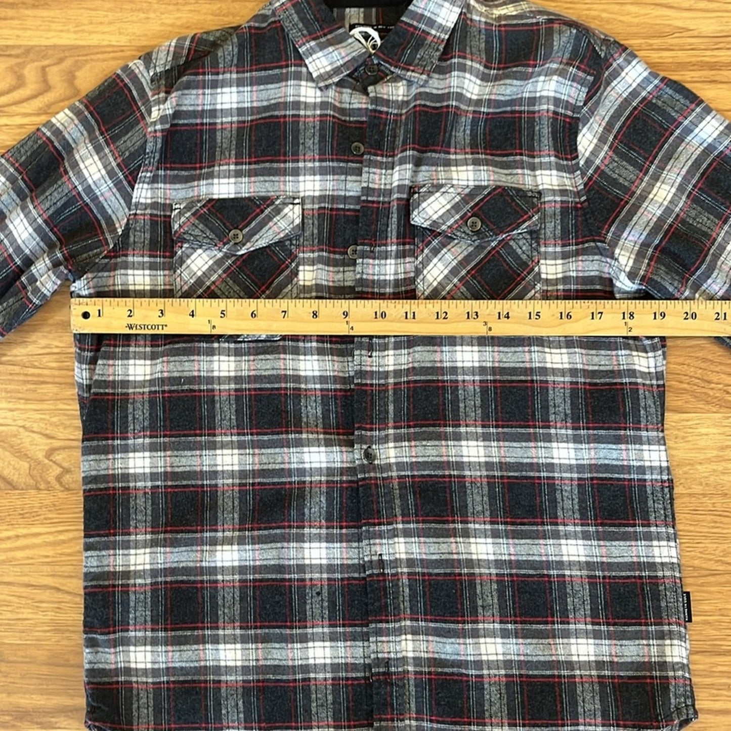 Jack Daniel's Whiskey Tennesee Fire Flannel Shirt upcyled unisex Size Medium M