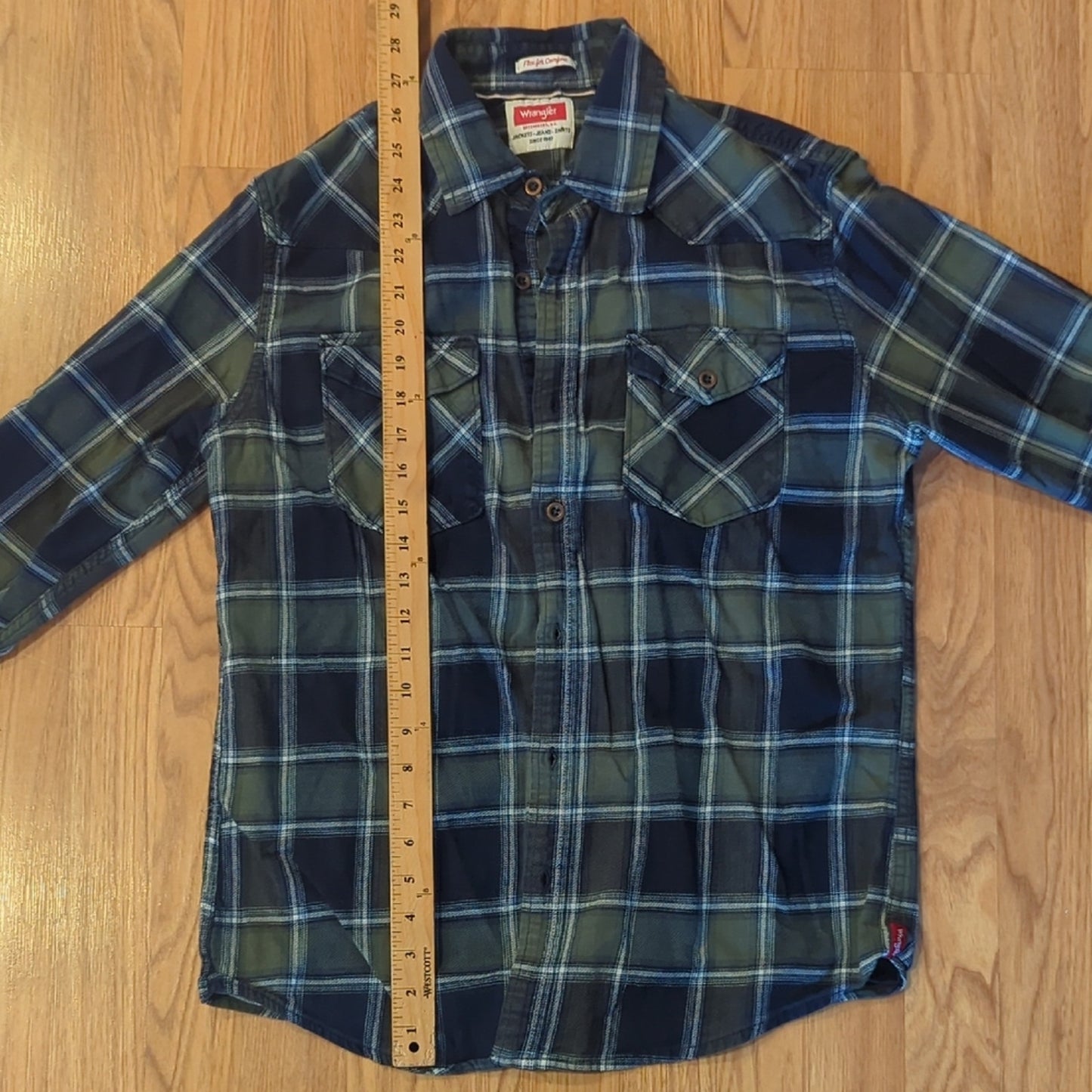 Defenders Upcycled Flannel Shirt Unisex Medium M